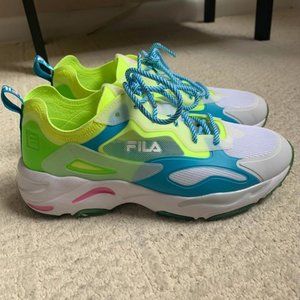 24 HOUR SALE: Fila Ray Tracer Sneaker